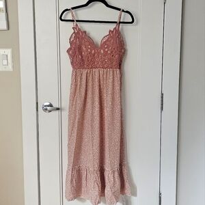 New w/tags Cupshe Rose VNeck Maxi Dress Size M